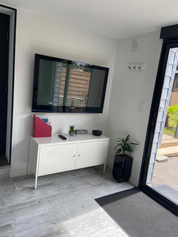 Charmant Studio Neuf De 40M2 / Tout Confort Arques-la-Bataille Bagian luar foto