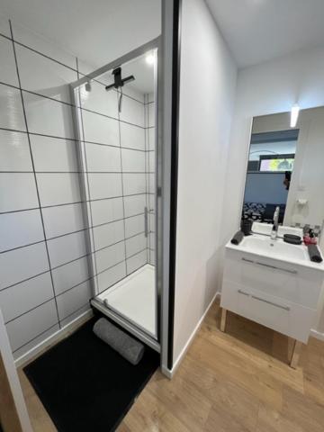 Charmant Studio Neuf De 40M2 / Tout Confort Arques-la-Bataille Bagian luar foto